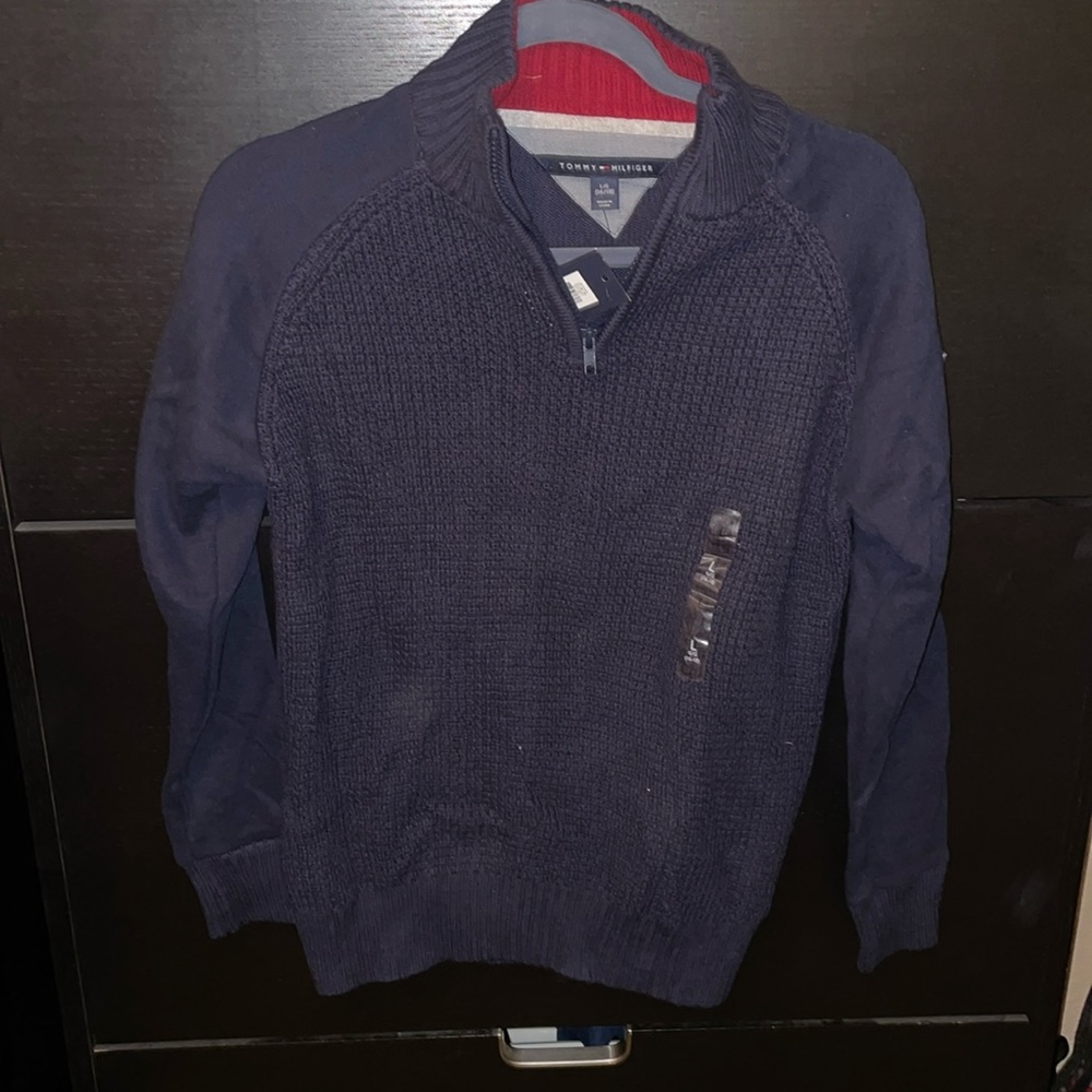 NWT Youth Boys 16-18 Navy Tommy Hilfiger quarter zip sweater